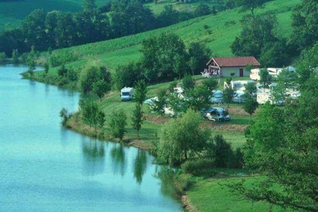 Ferme Ariegeoise, Gite Du Lac Unzent Exterior photo